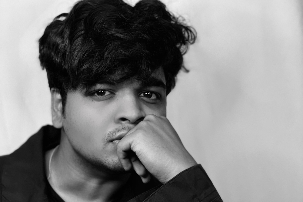 Aakash Sansare wants to put your mind at ease with his new single ‘Who Cares’