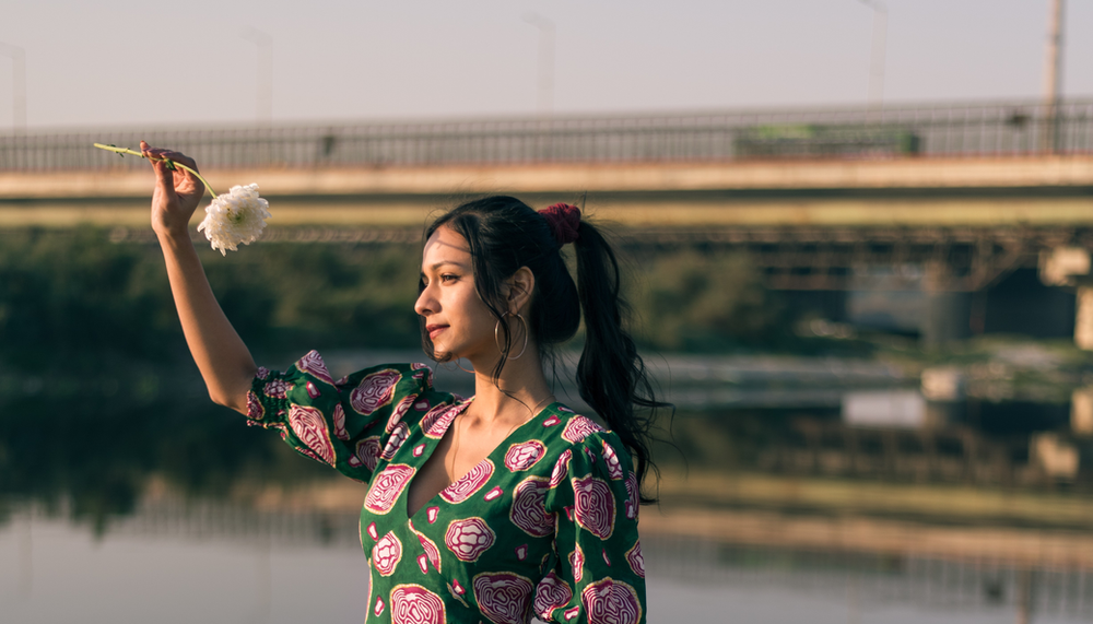 Tanmaya Bhatnagar speaks about love and loss in her new single ‘Raat Adhoori’